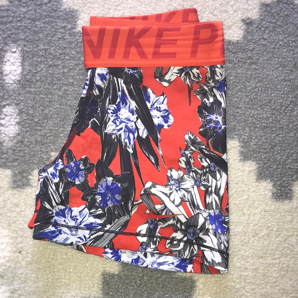 Nike pro spandex
